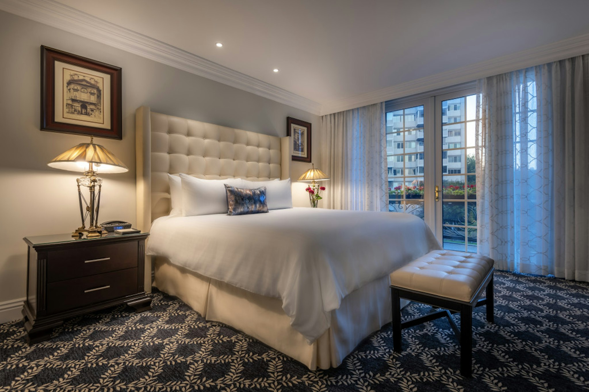 Beverly Hills Plaza Hotel & Spa 17/63