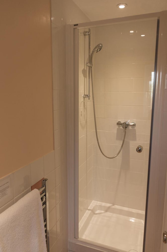 Strathallan Guest House 49/50