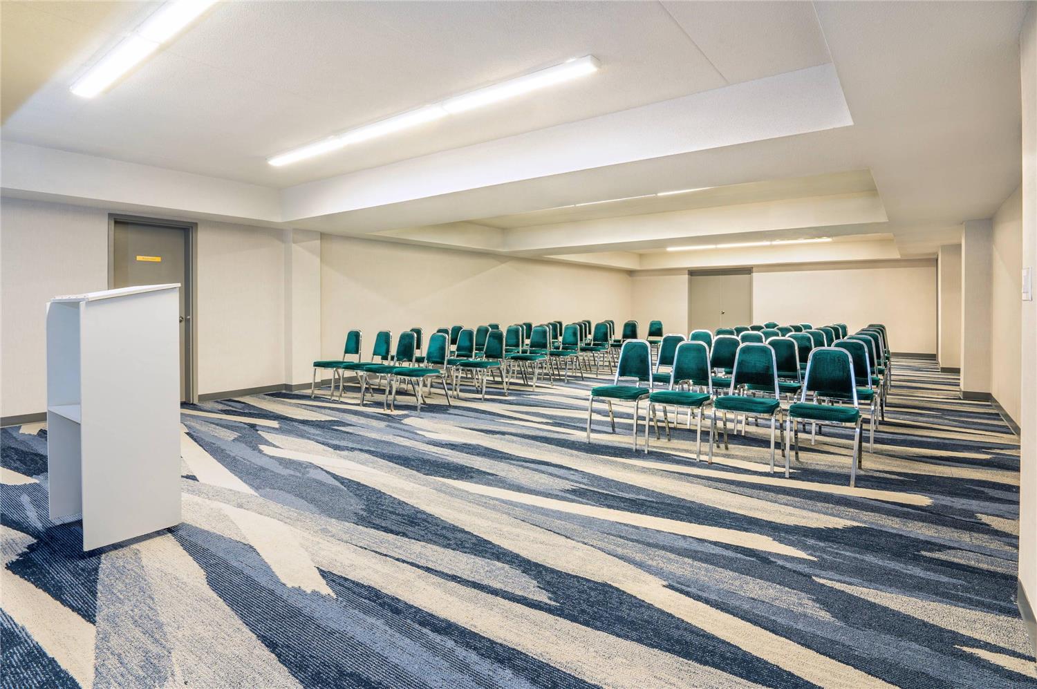 Comfort Inn & Suites Barrie 32/51