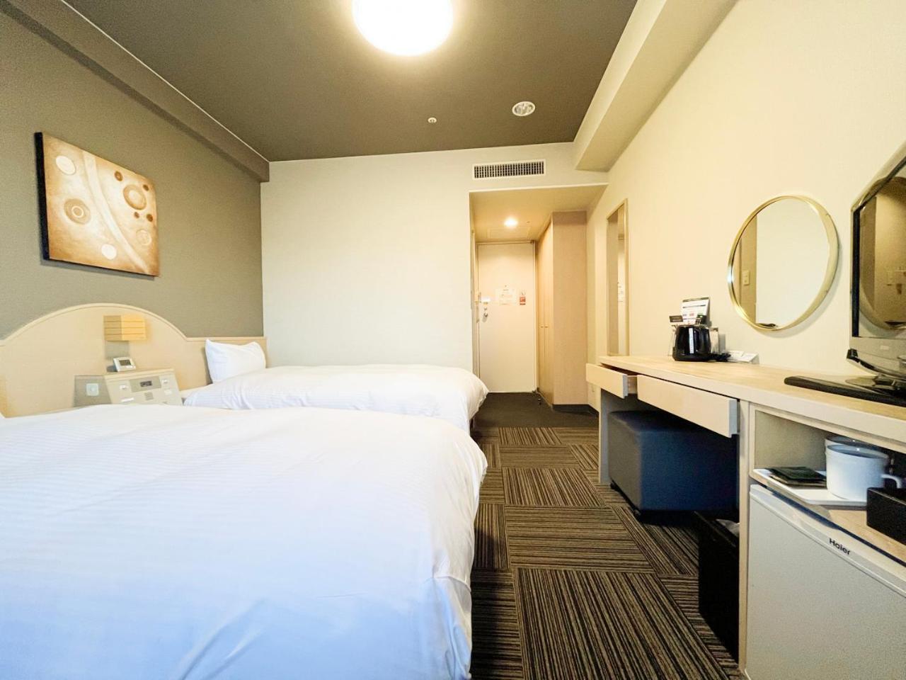 Room, Single, Twin Beds, Smoking, Hotel Route Inn Tokyo Asagaya 2/2