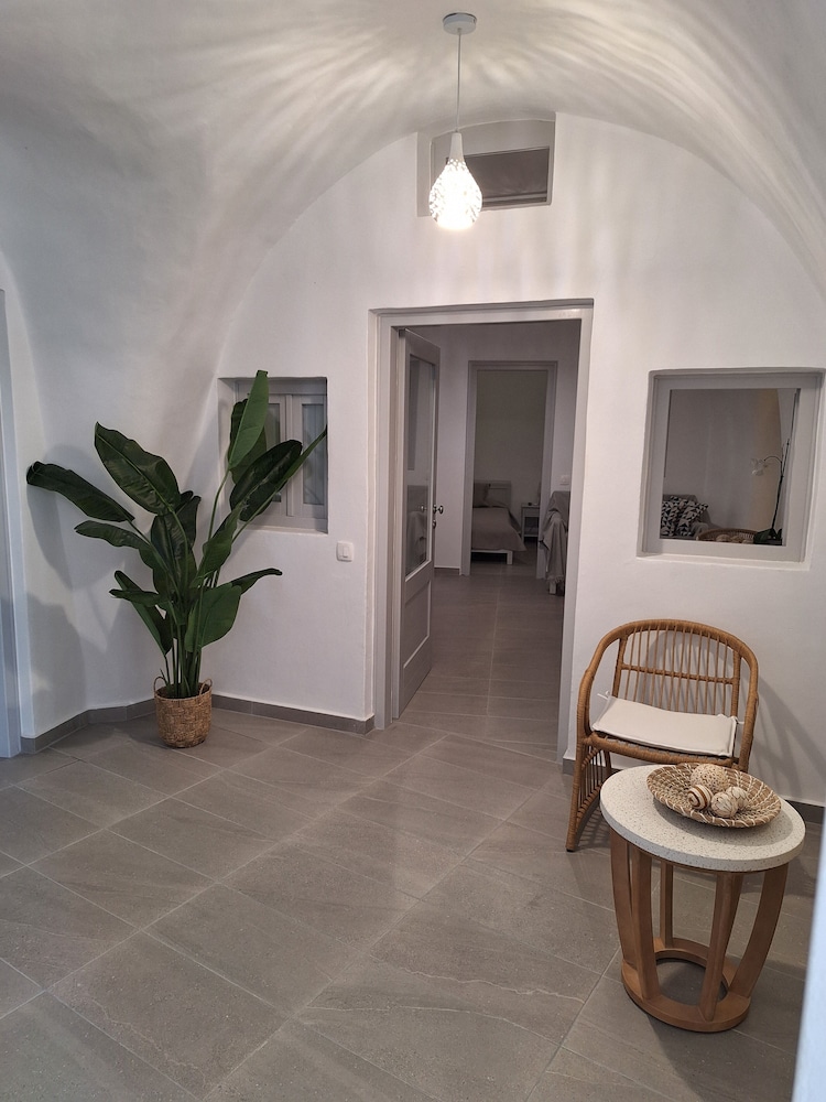 Anamnesis Spa Luxury Apartments 55/67