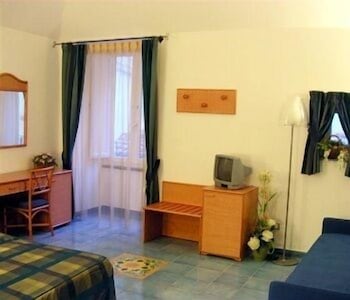 HOTEL FLORIDIANA 49/63