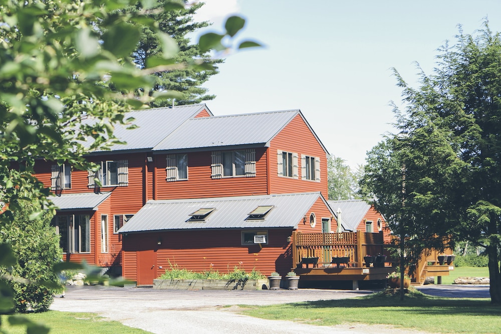 The Old Saco Inn 3/72