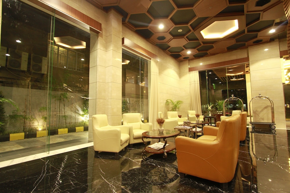Fox Hotel Nagoya Batam 7/69