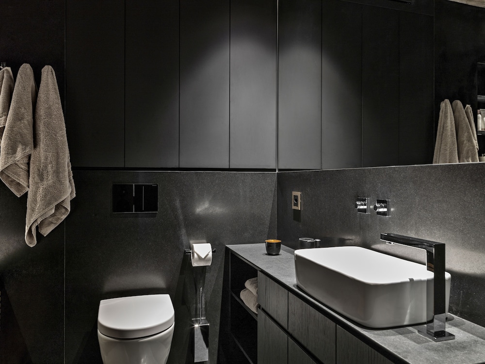 شقة ديلوكس بسريرين كوين بغرفتي نوم مع أريكة، Andermatt Alpine Apartments 7/9