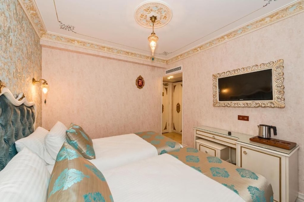 Hotel 1453 43/60
