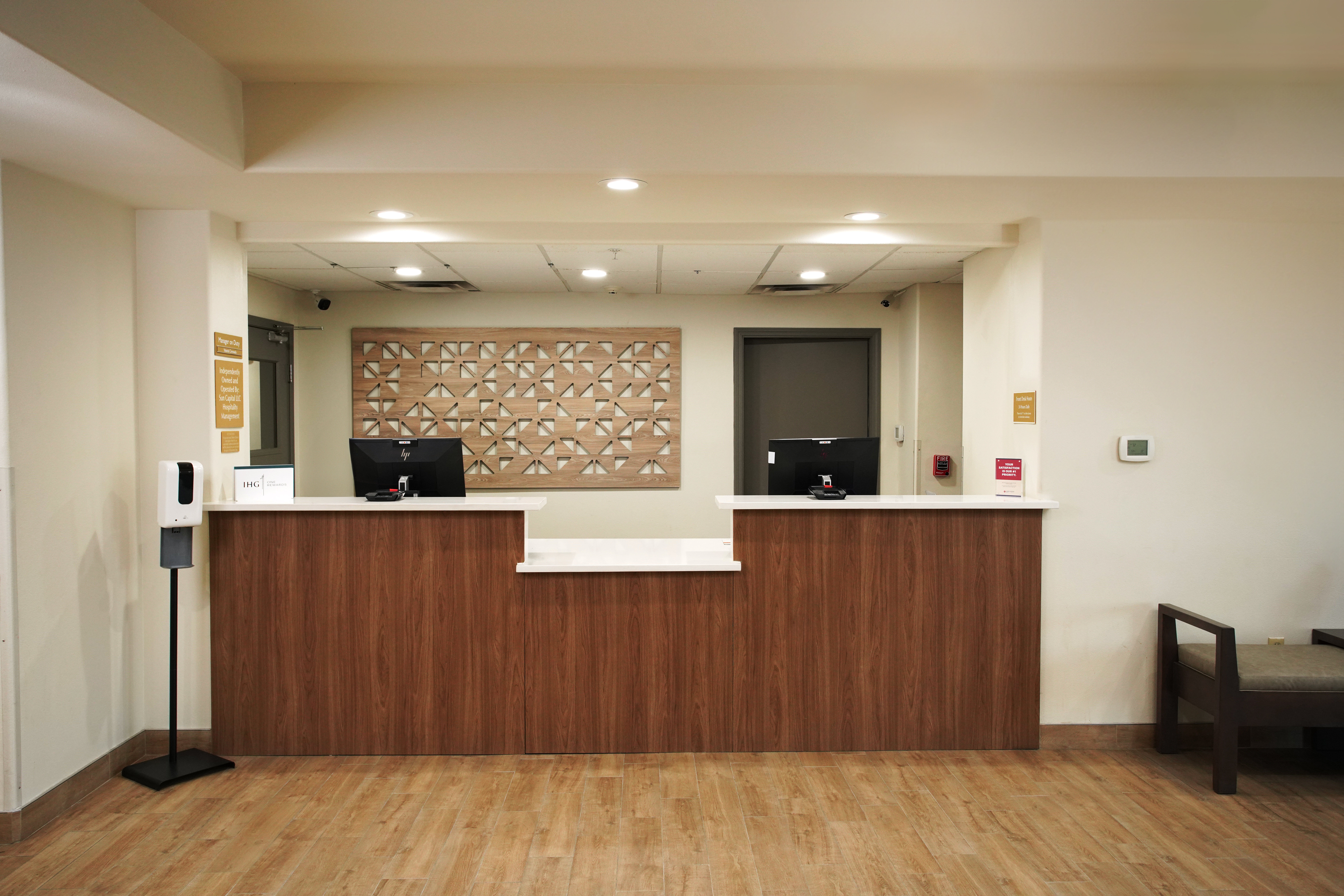 Candlewood Suites Roswell 9/50