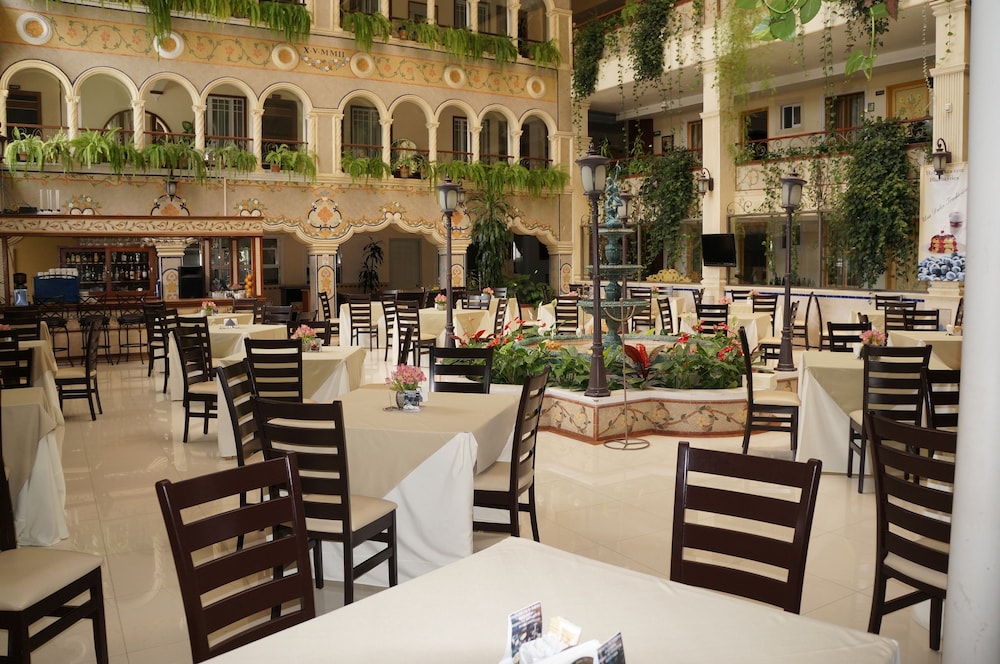 Villa Las Margaritas Sucursal Caxa Hotel 55/68