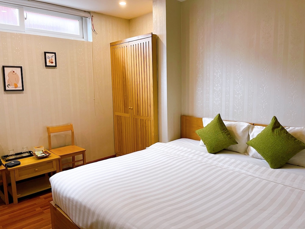 Hanoi Central Park Hotel 30/54