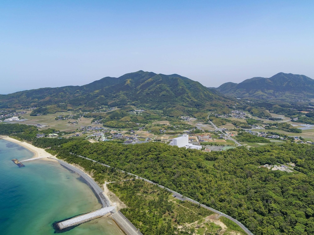 Mercure Fukuoka Munakata Resort & Spa 43/48