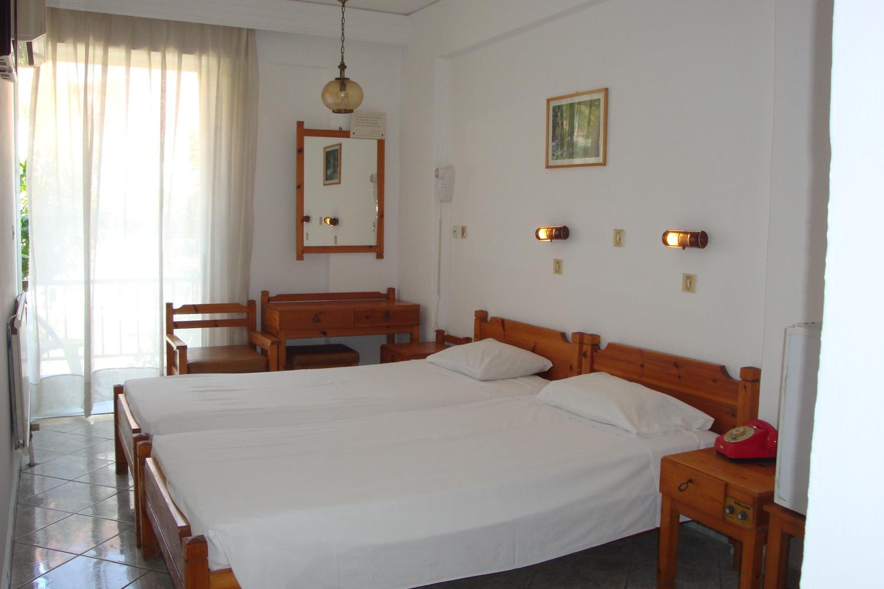 Room, Single