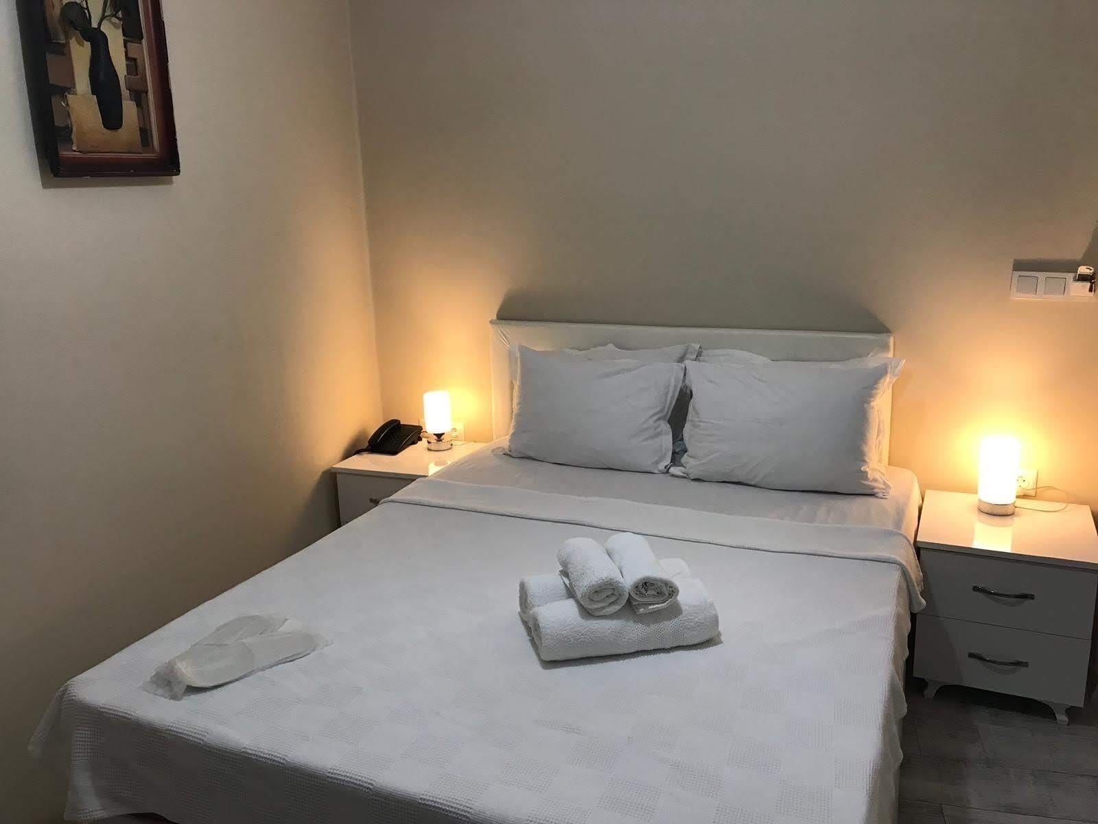 ECONOMY, DOUBLE BED