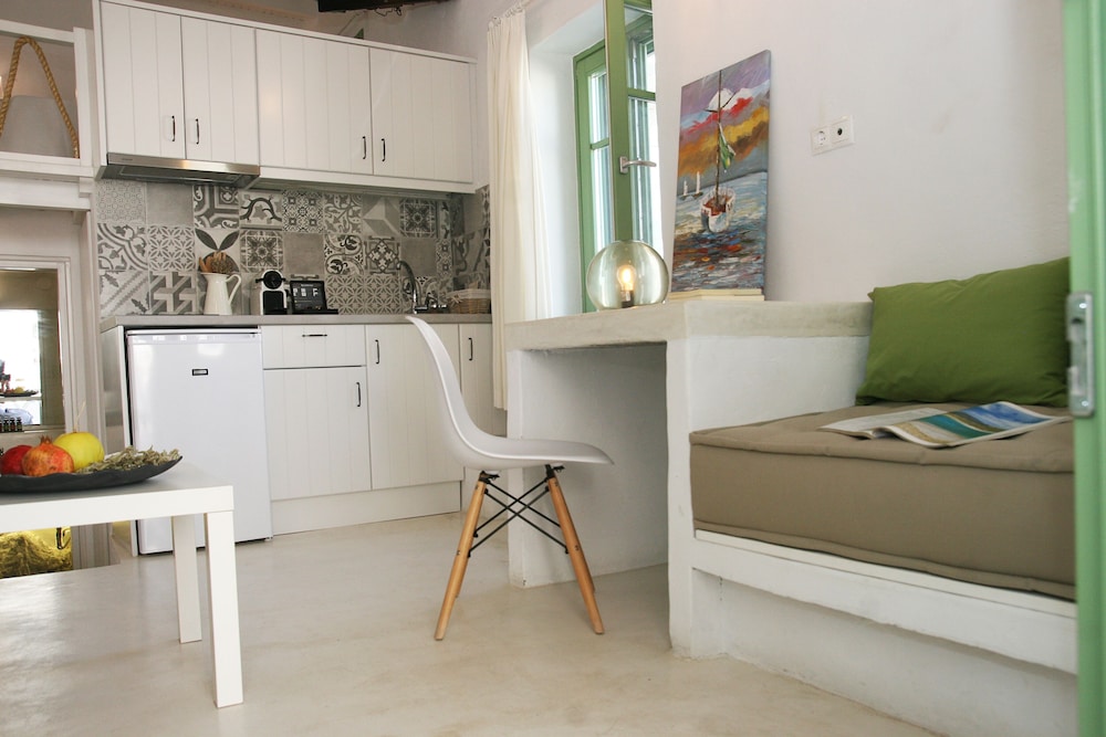 Kallichoron Art Boutique Hotel 51/73