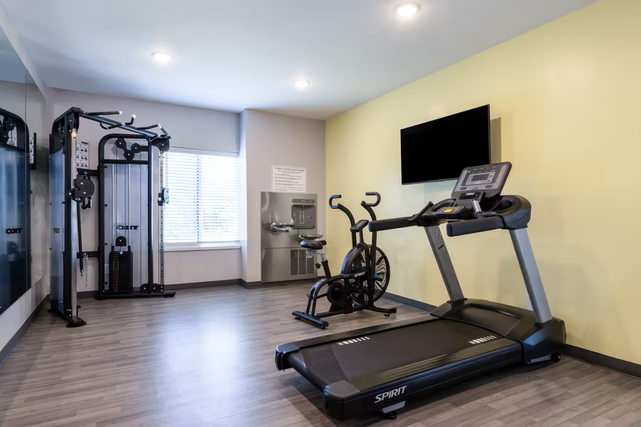 ECHO Suites Extended Stay by Wyndham Aurora Denver 26/31