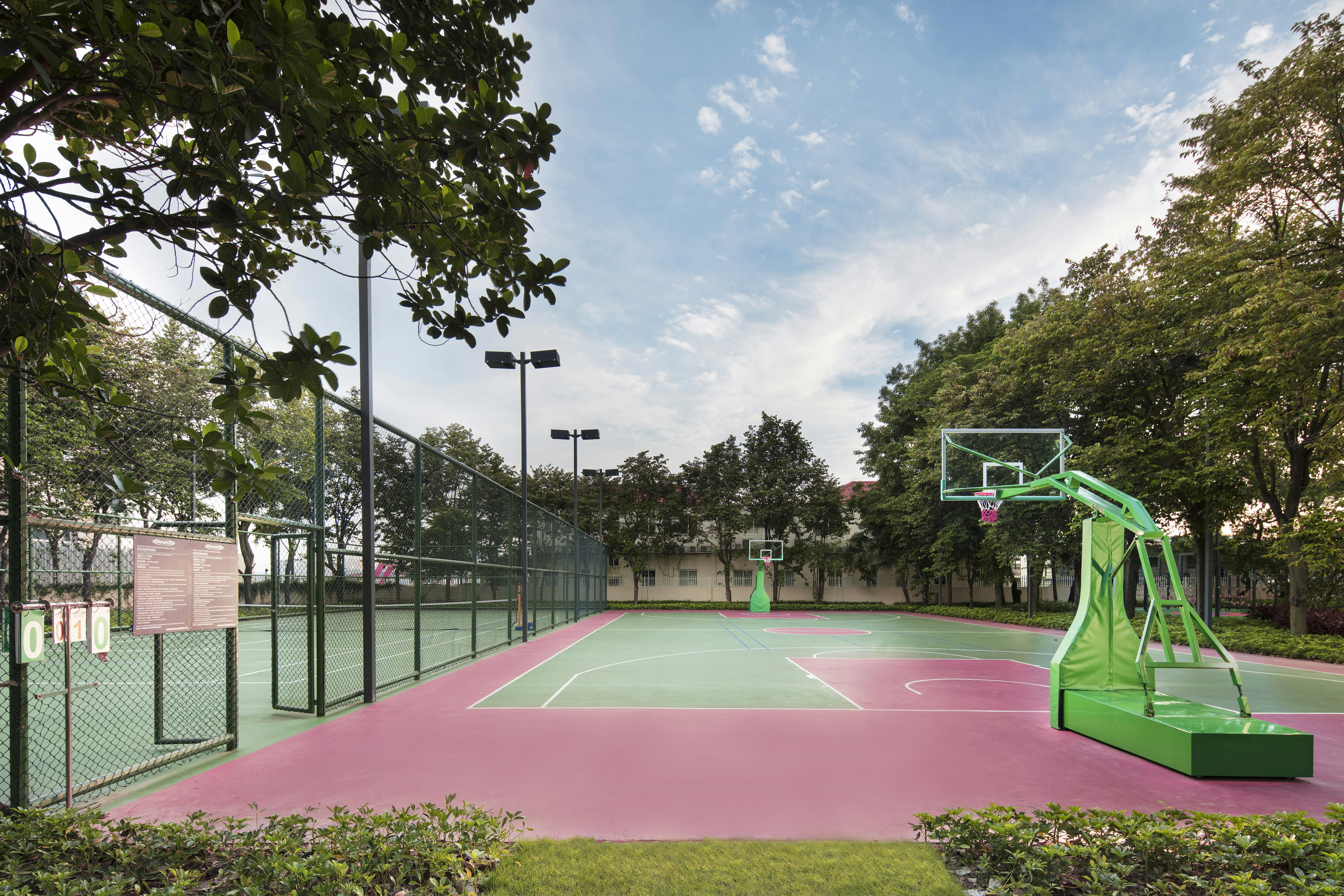 Hilton Shenzhen Shekou Nanhai 53/89