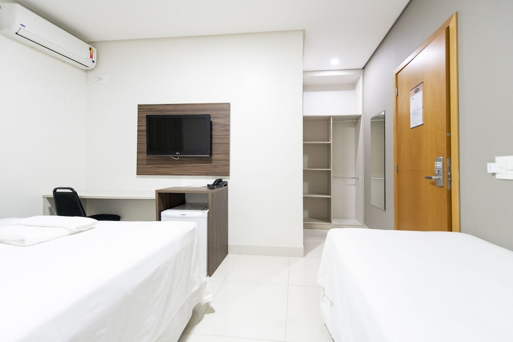 HOTEL TAINA 5/50