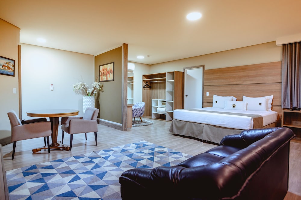 Riellis Center Hotel 9/24