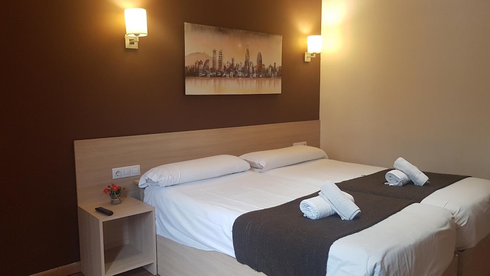 Hostal Barcelona Travel 14/35