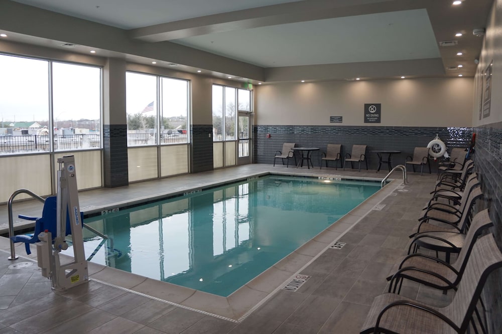 La Quinta Inn And Suites By Wyndham Lewisville 21/50
