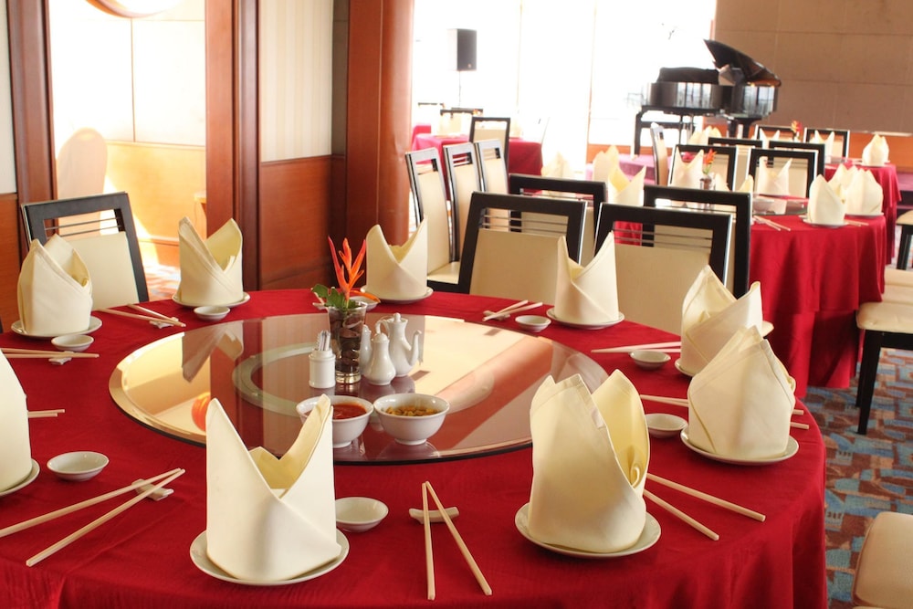 Labersa Grand Hotel And Convention Center 38/48