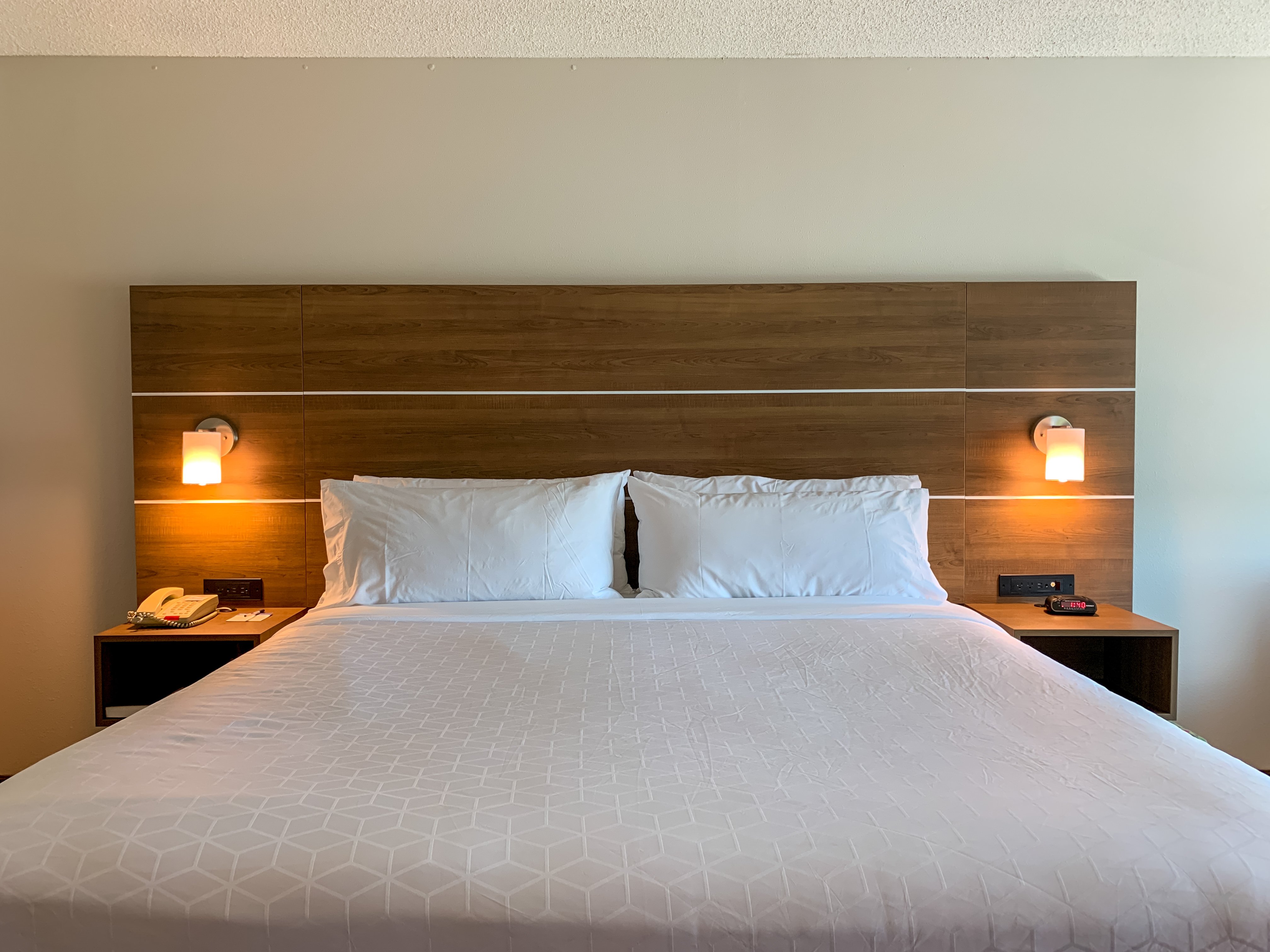 غرفة بسرير كينج، Holiday Inn Express & Suites Lexington Dtwn Area-Keenland 2/4