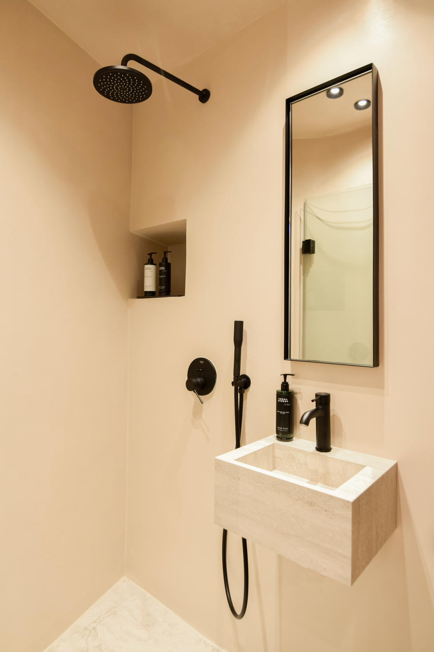 Consolato Boutique Suites 94/94