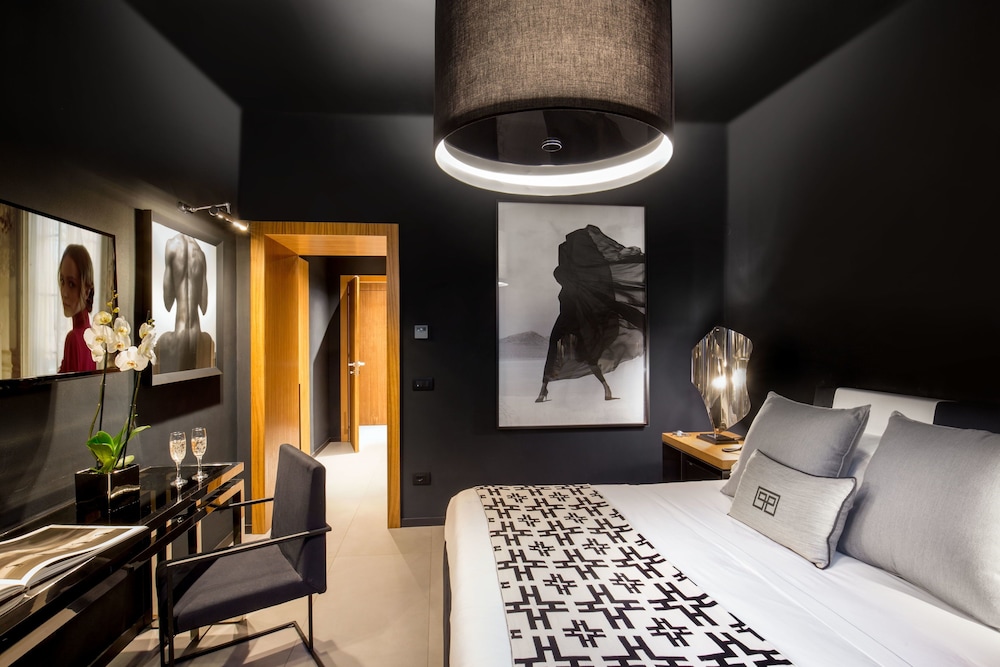 Parioli Place 45/45