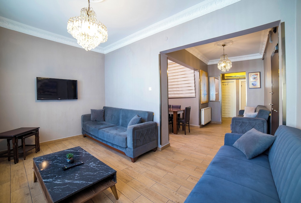 Zendy Suite Hotel 62/88