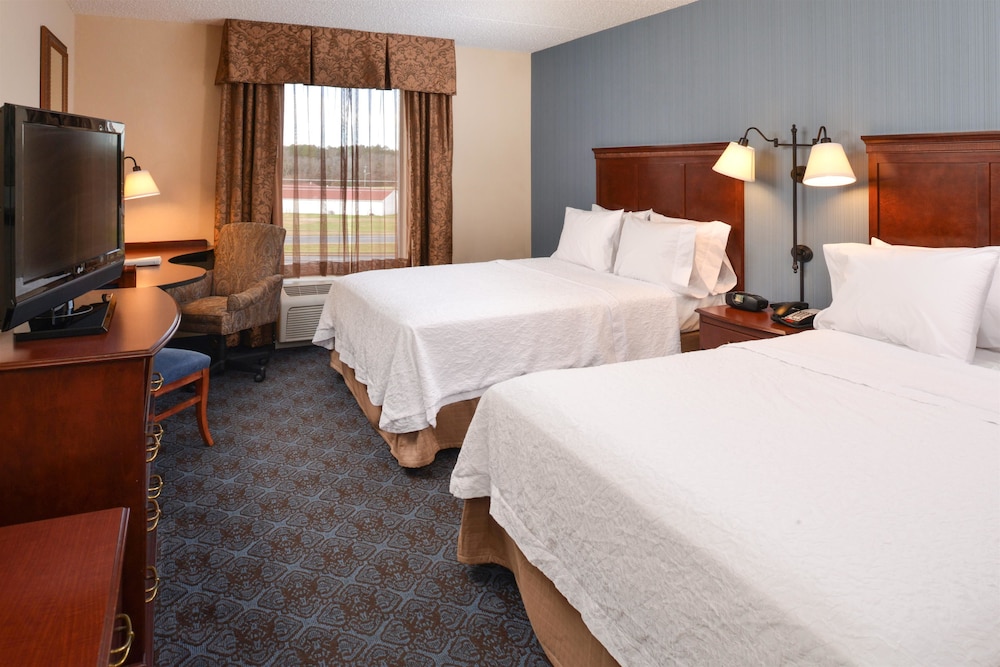 Hampton Inn and Suites Salisbury/Fruitland 21/58