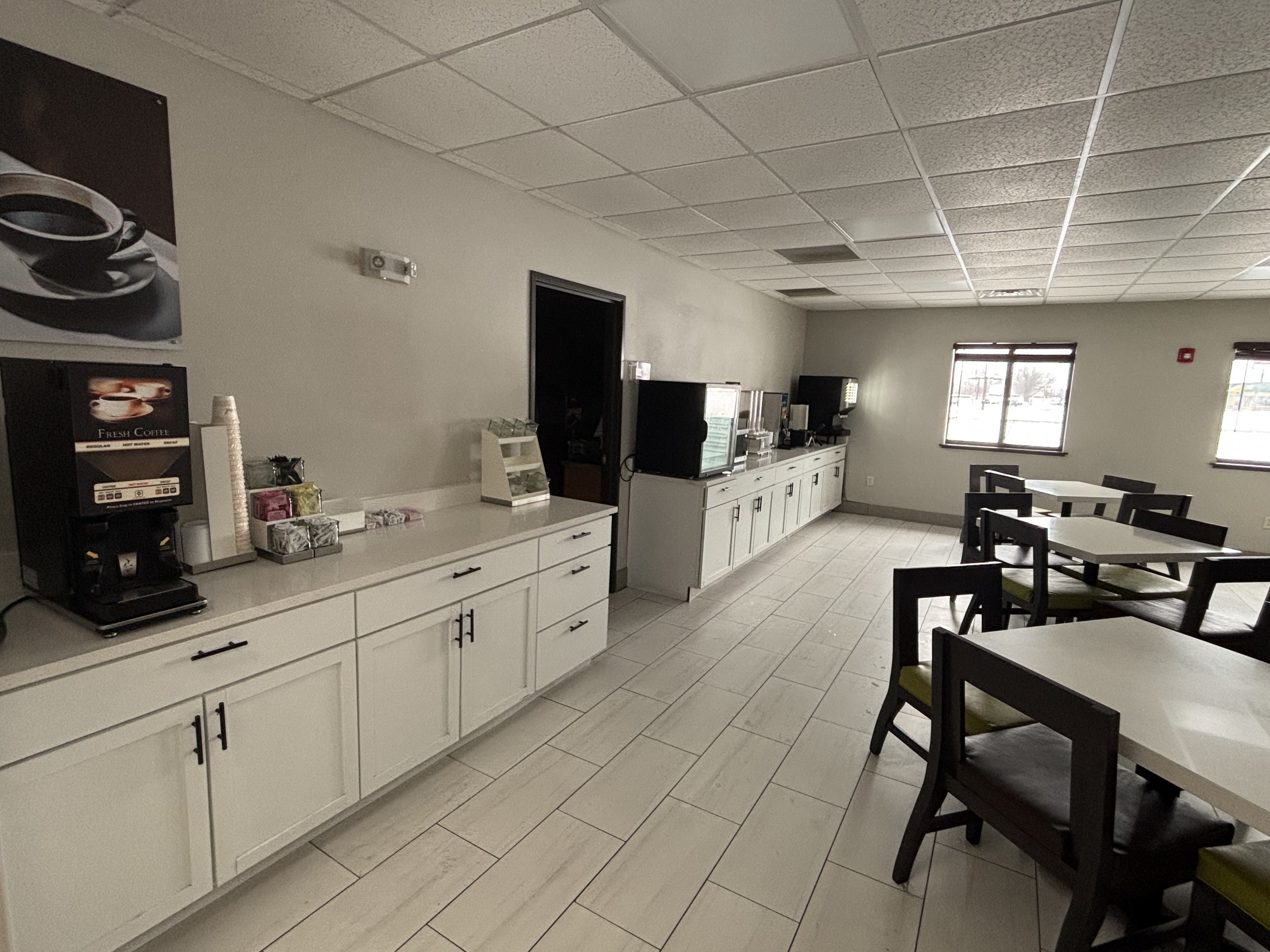 Red Roof Inn & Suites Tomah 44/57