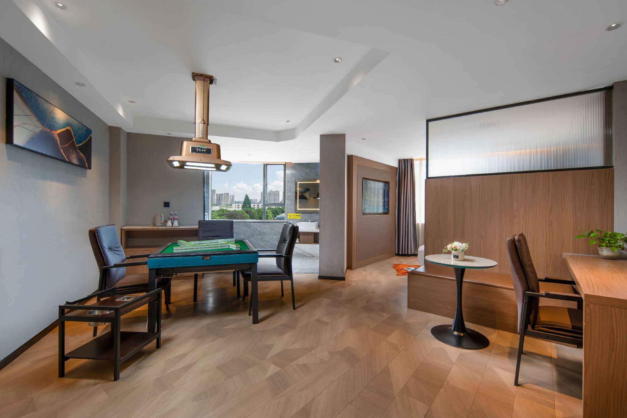 Ramada Encore by Wyndham Wuhan West 32/37
