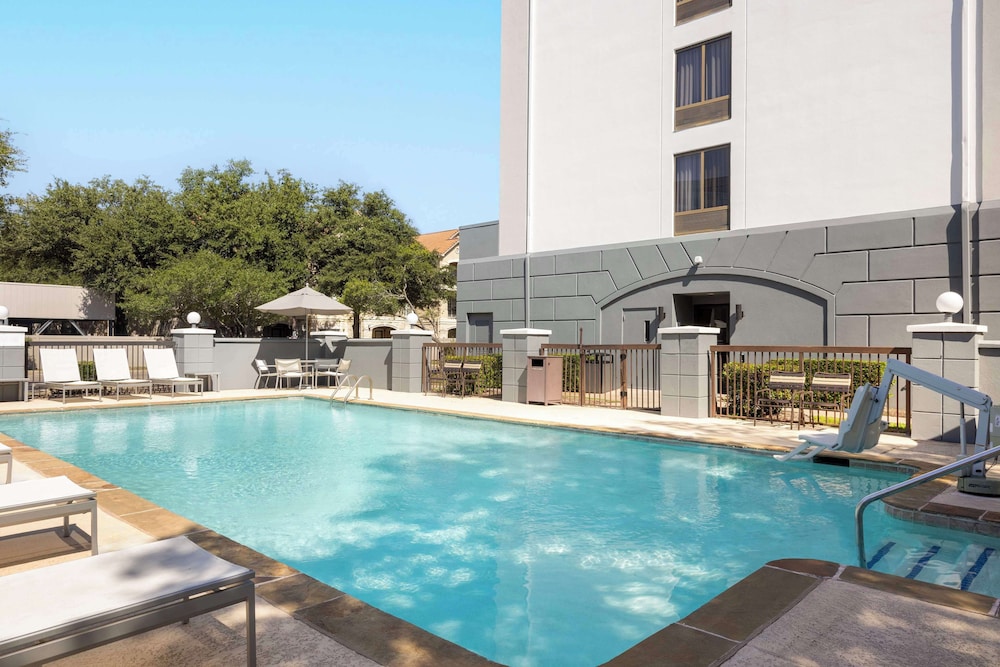 Hyatt Place Dallas North By the Galleria in DALLAS - TX