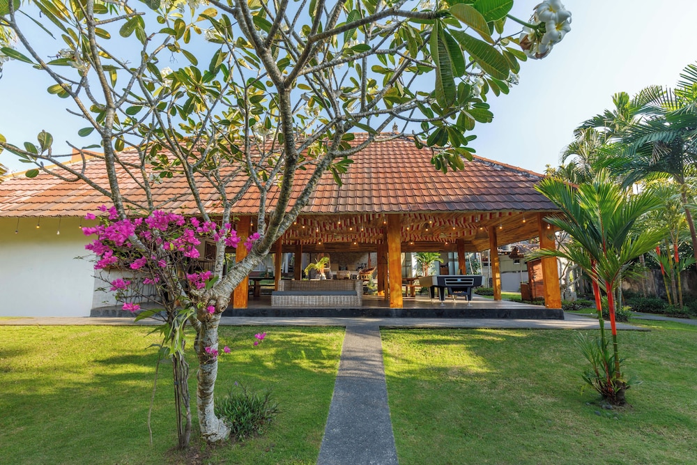 Agung Wiwin Homestay by ZUZU 59/63