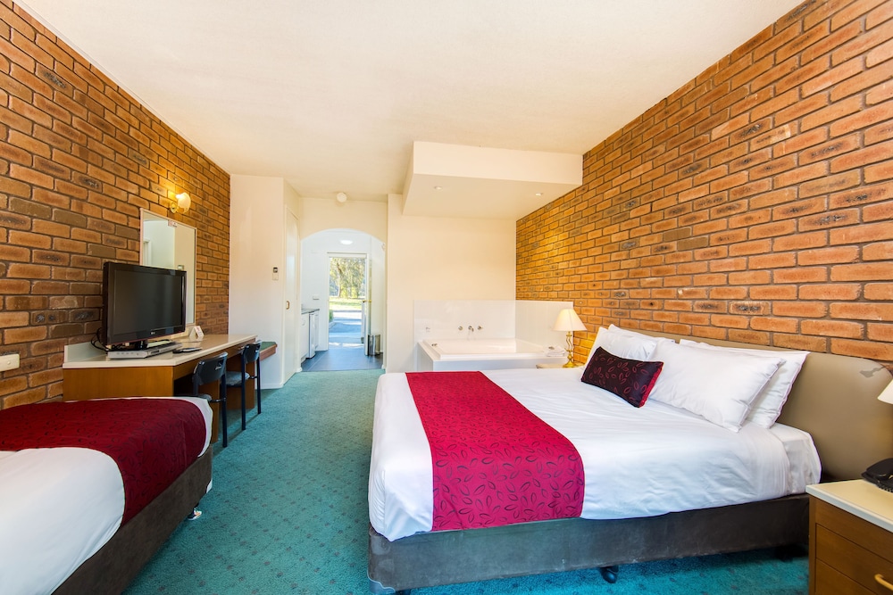 Thurgoona Country Club Resort 14/56