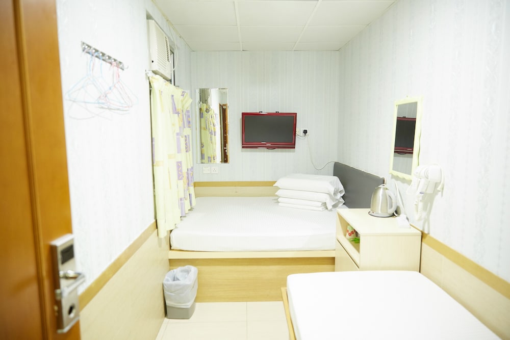 Kam Fu Guest House 22/31
