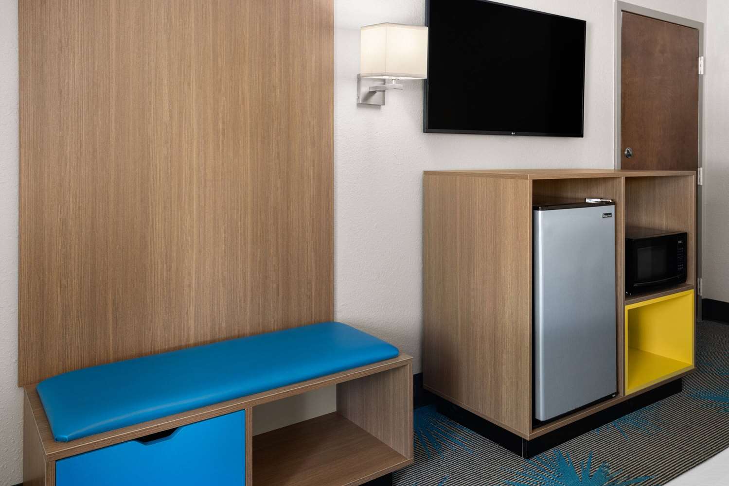 Days Inn By Wyndham Acworth 11/21