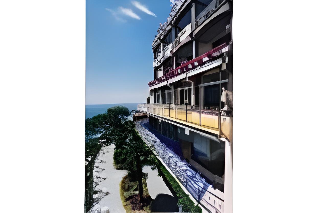 Classic, Sea View