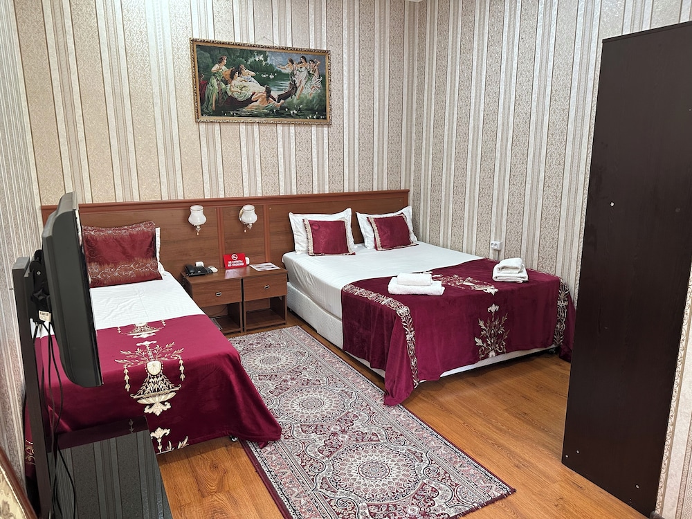 Sarbon Hotel 18/72