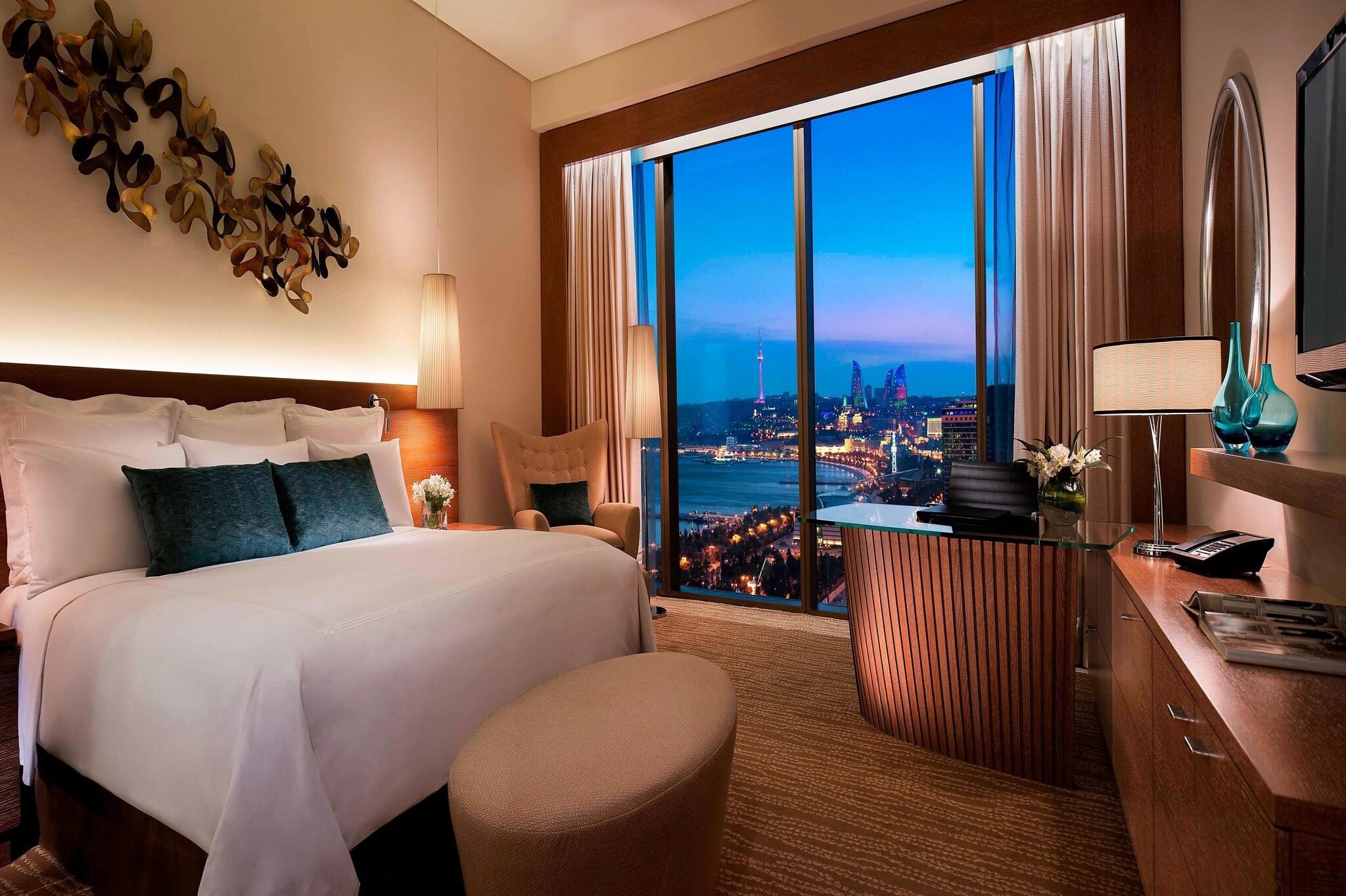 Deluxe Double Room City View [W]