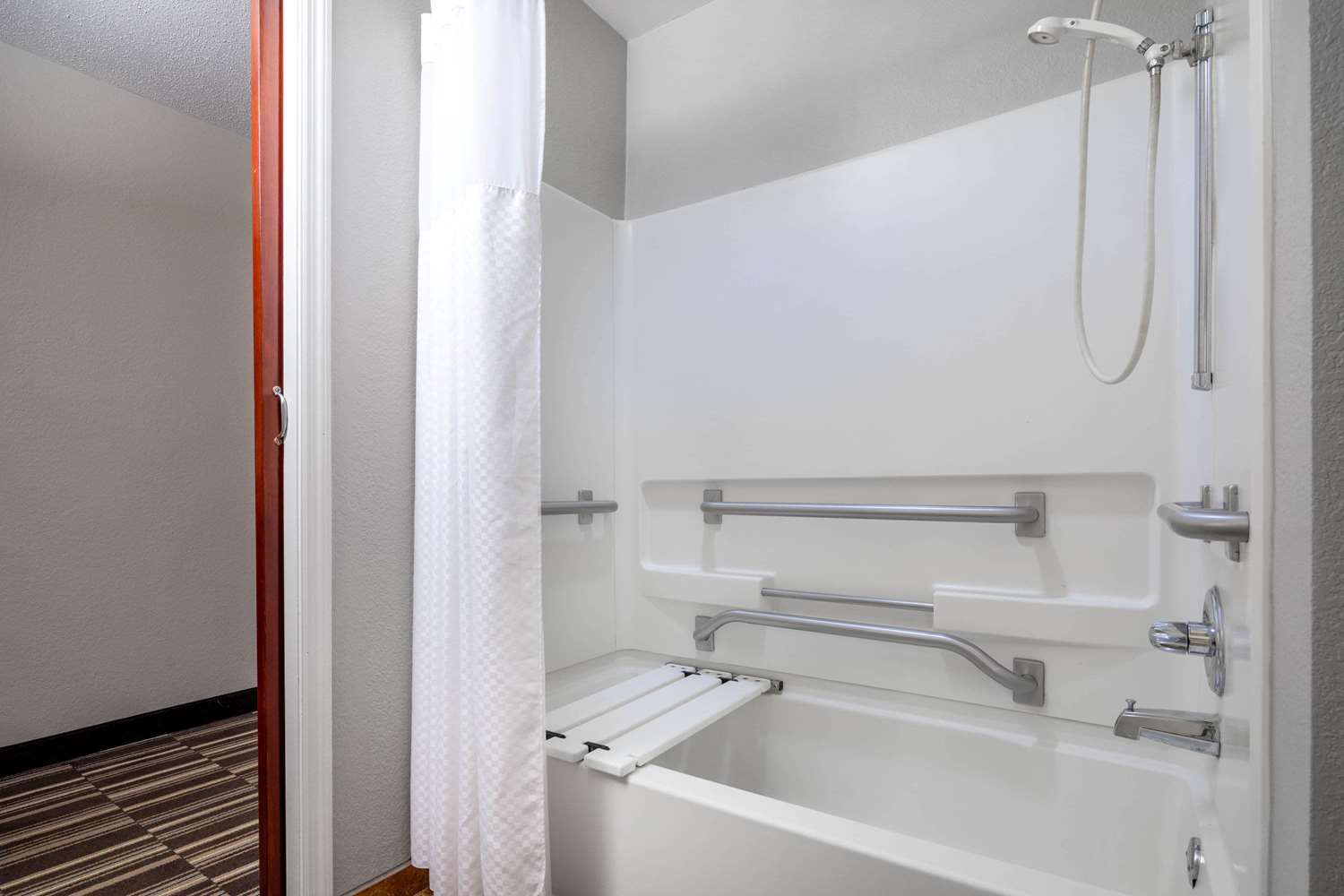 Microtel Inn Suites By Wyndham Atlanta Buckhead Area 23/24
