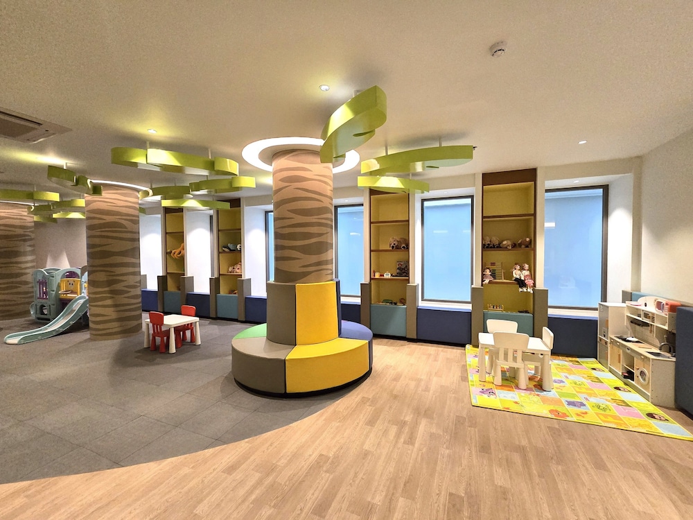 Oceanfront Beach Resort And Spa 36/50
