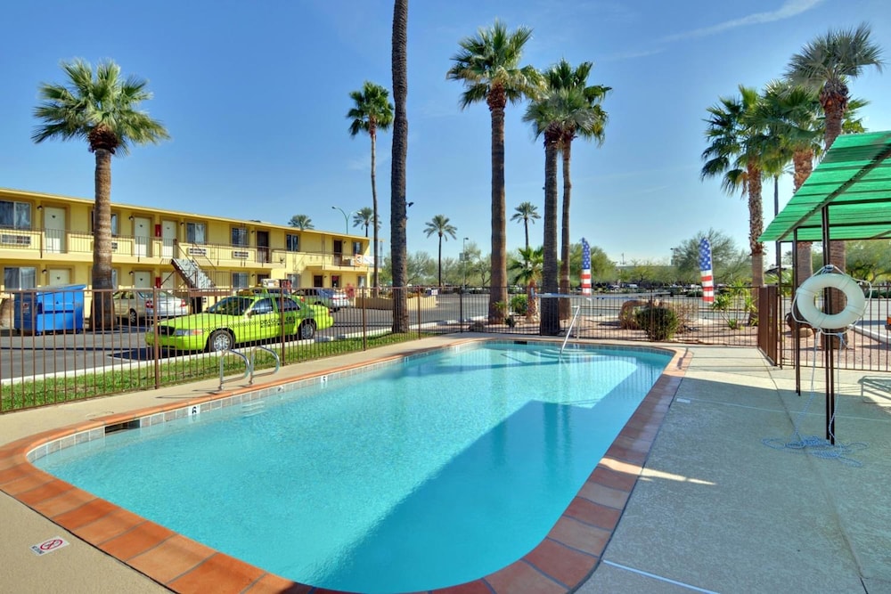 American Executive Inn 2/58