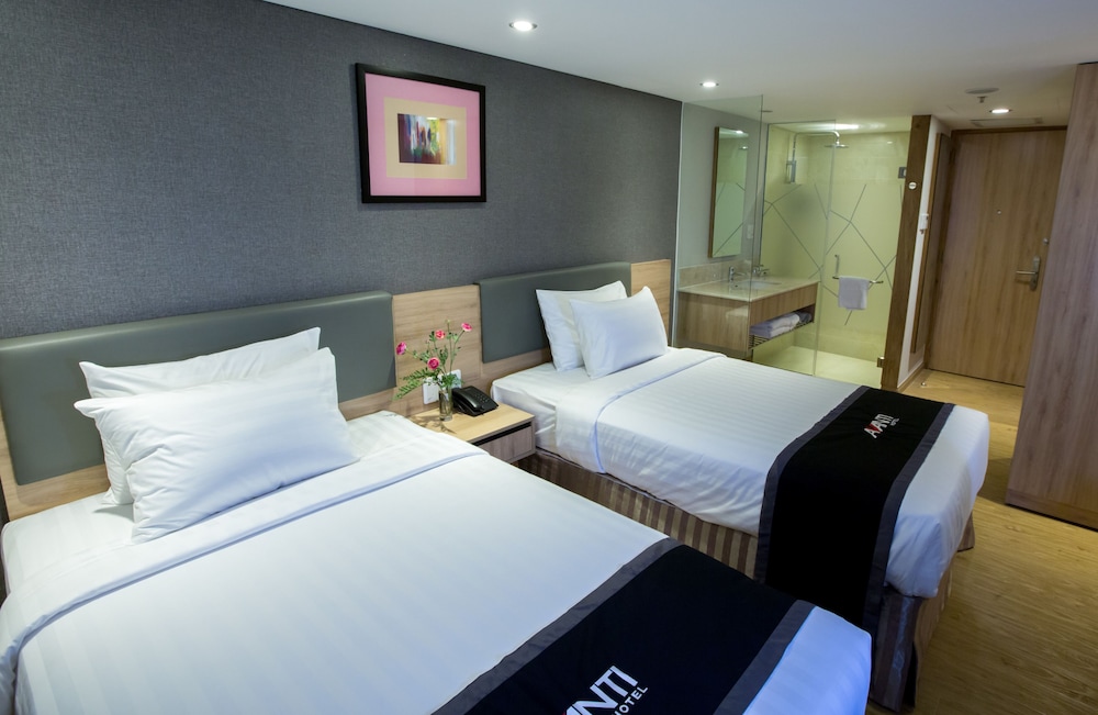 Avanti Hotel 17/38