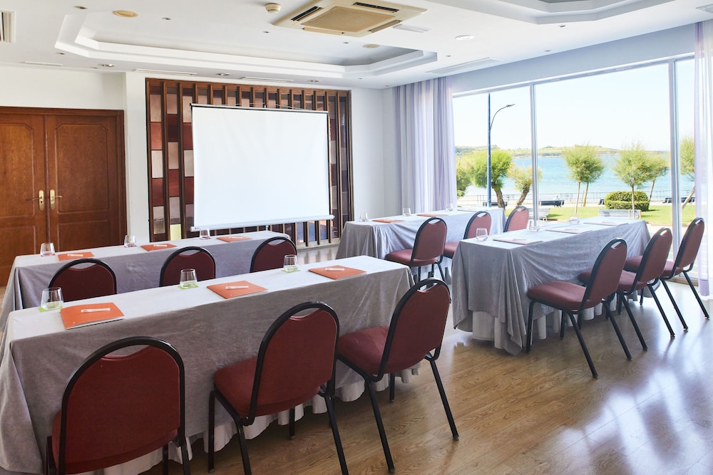 Hotel Silken Rio Santander 60/74