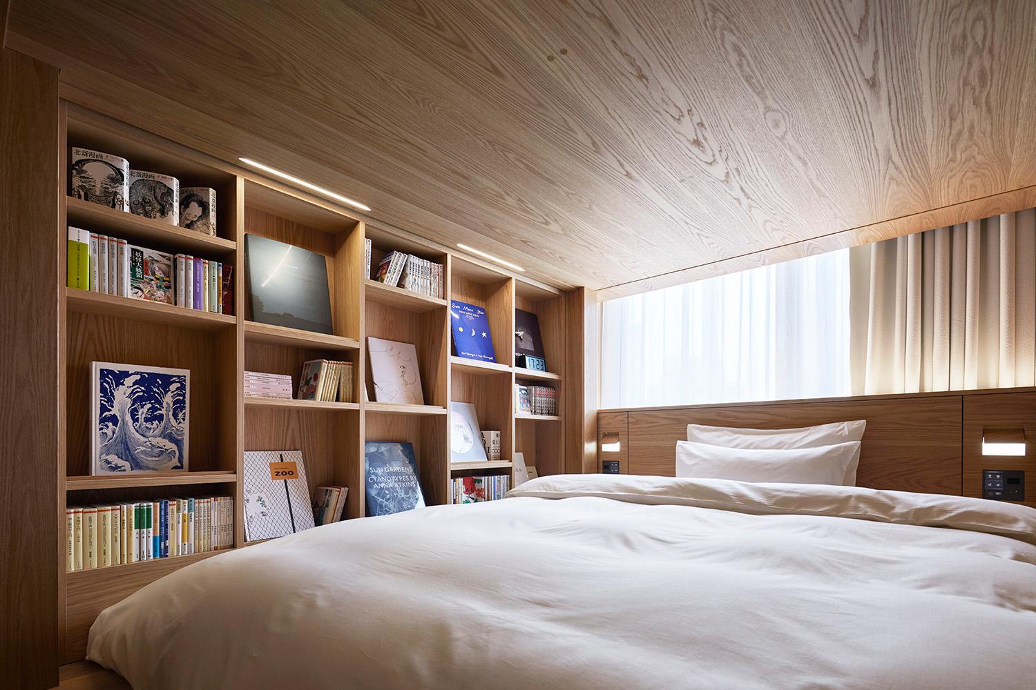 G, 2 Bunk Beds