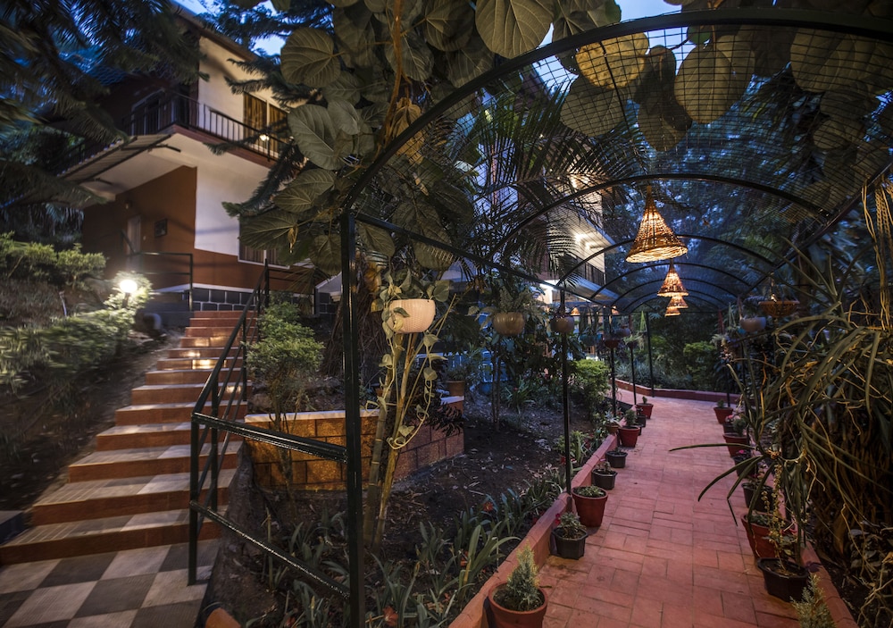 Spice Jungle Resort 10/58
