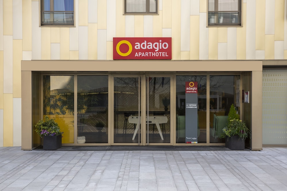 Aparthotel Adagio la Defense Courbevoie photo2