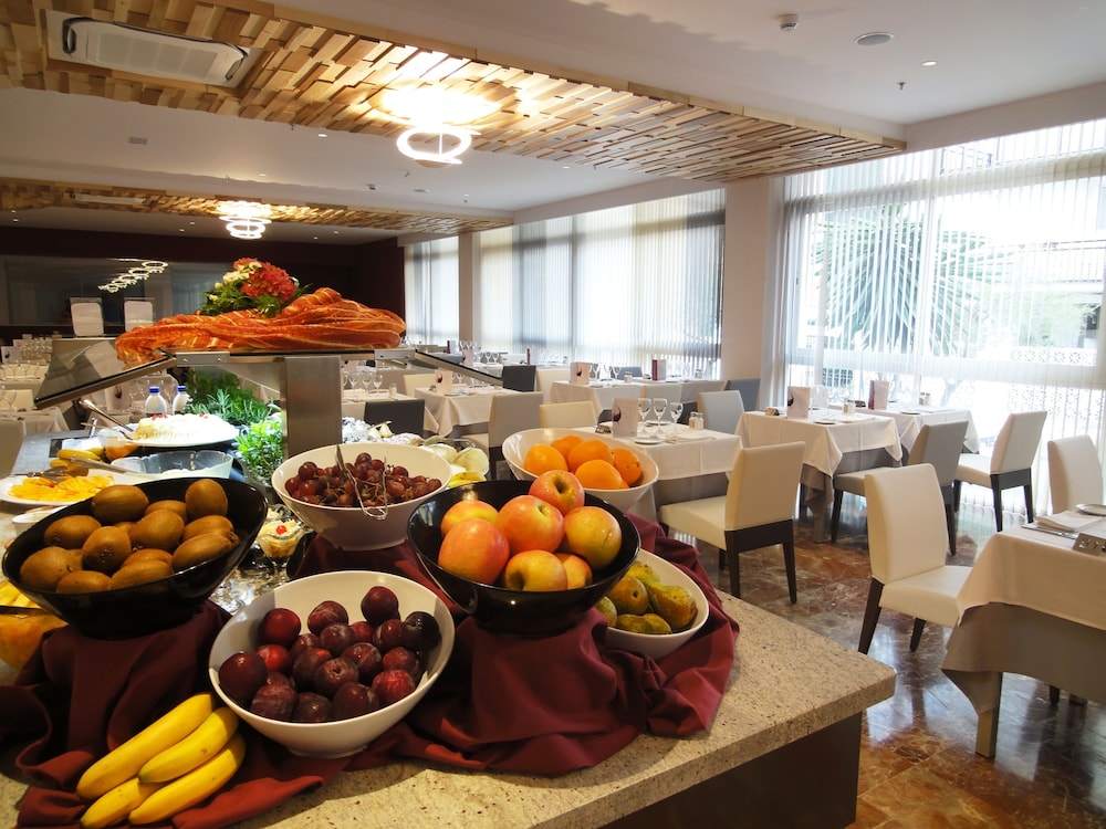 Hotel Angela 54/69