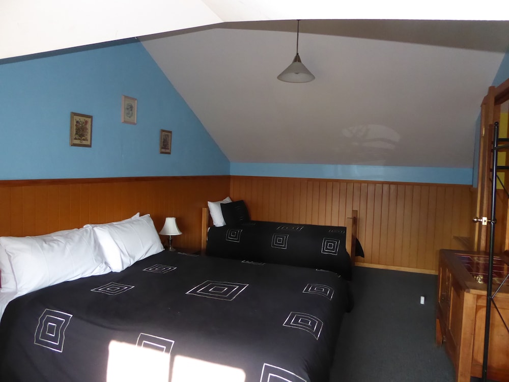 PLATYPUS PARK COUNTRY RETREAT 21/57