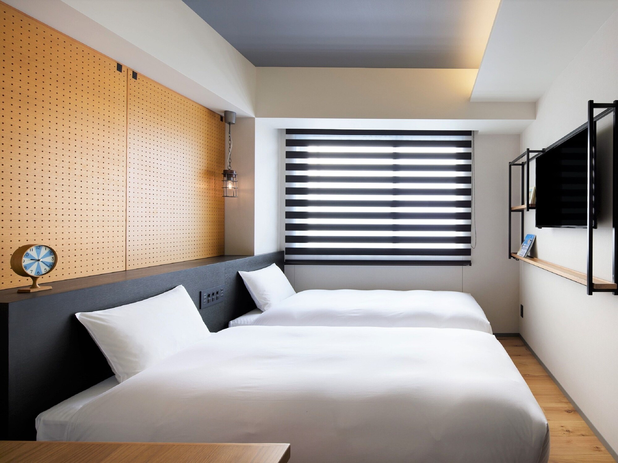 STANDARD, TWIN BEDS
